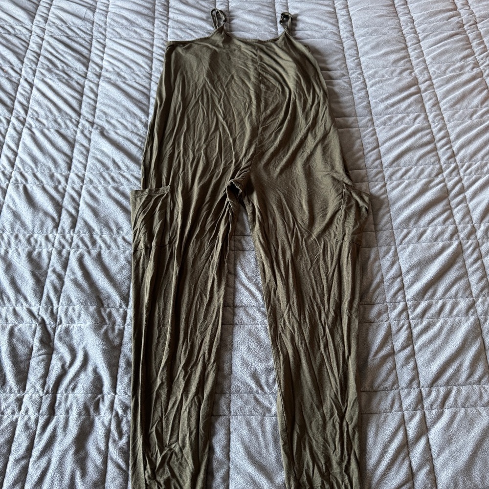 Shein L Green Spaghetti Strapped Maternity Romper with Pockets